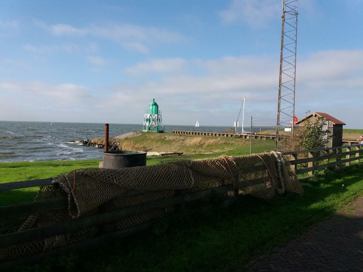 Heerlijk Huis Aan Het Ijsselmeer Stavoren Exterior foto